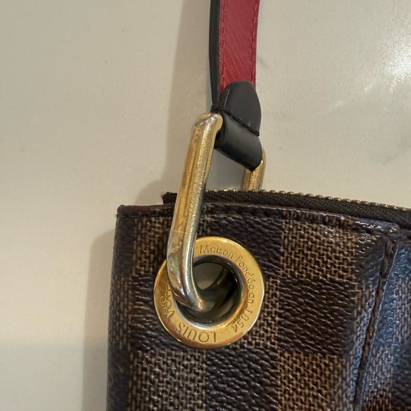 Louis Vuitton Dark Brown Checkered Shoulder Bag - Picture 9 of 16